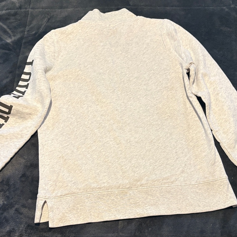 Cleveland Browns VS Sweatshirt - Picture 6 of 7